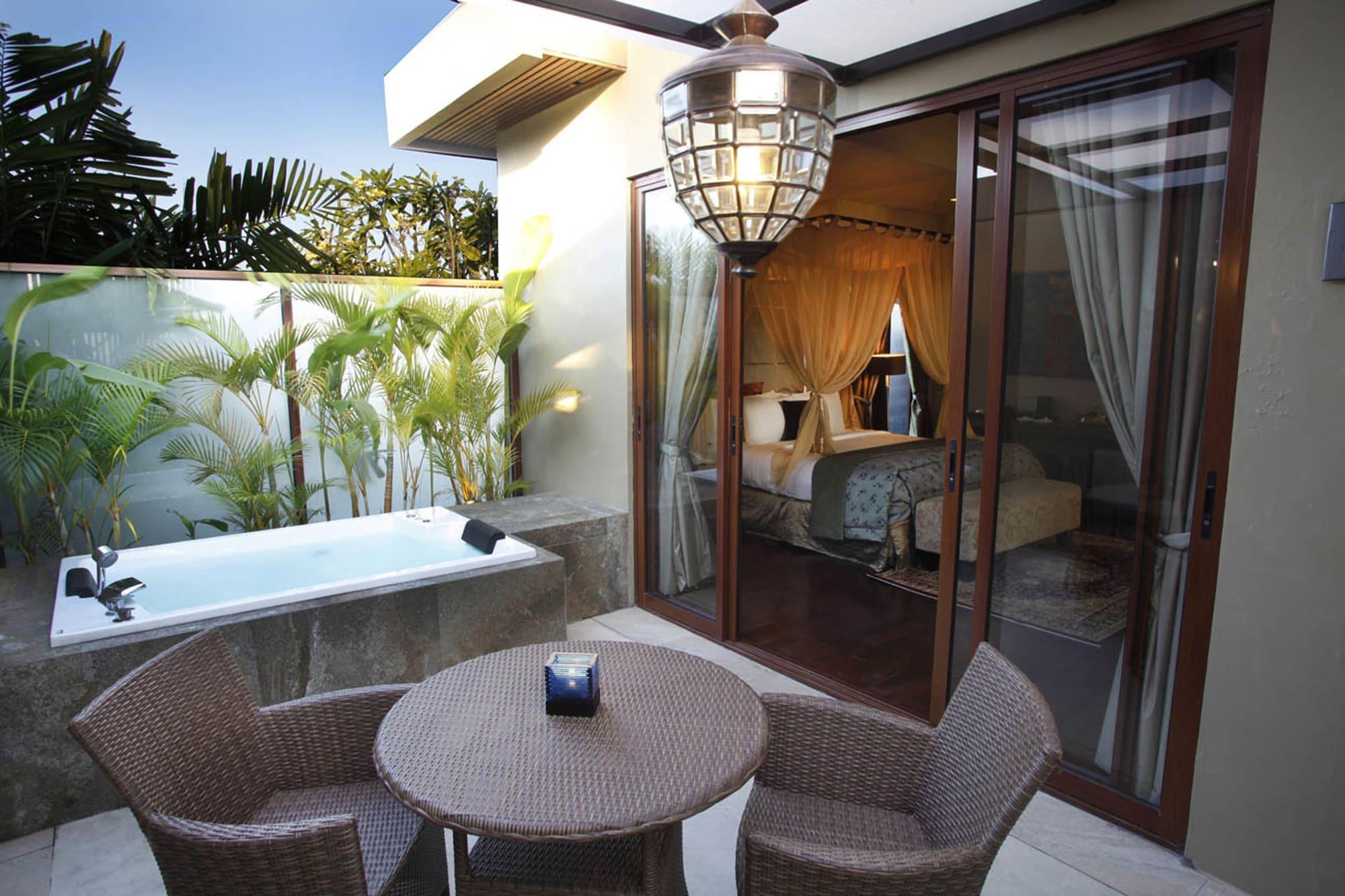Kanishka Villas Seminyak Exteriör bild